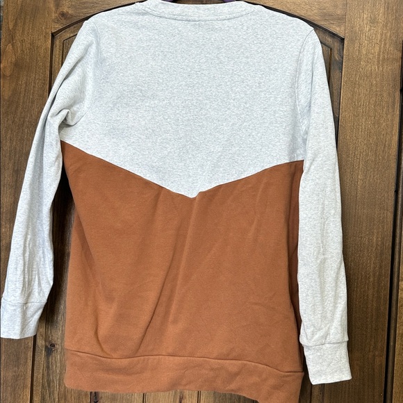 Nursing Queen Colorblock Sweater - White, Gray, and Brown - Picture 8 of 8
